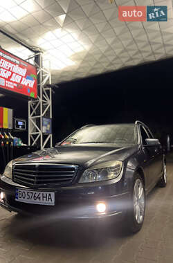Mercedes-Benz C-Class  2010