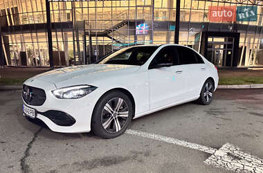 Mercedes-Benz C-Class 2023