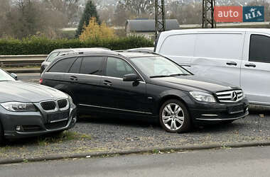 Mercedes-Benz C-Class  2010
