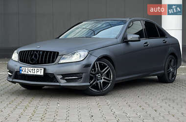 Mercedes-Benz C-Class 2011