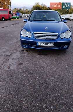 Mercedes-Benz C-Class  2005