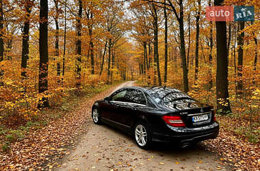 Mercedes-Benz C-Class  2011