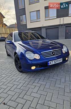 Mercedes-Benz C-Class  2001