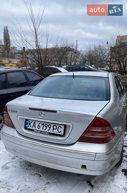 Mercedes-Benz C-Class  2001