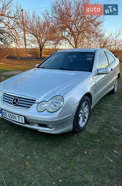 Mercedes-Benz C-Class  2003