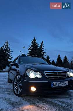 Mercedes-Benz C-Class  2004
