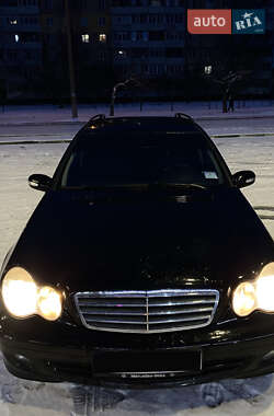 Mercedes-Benz C-Class  2006