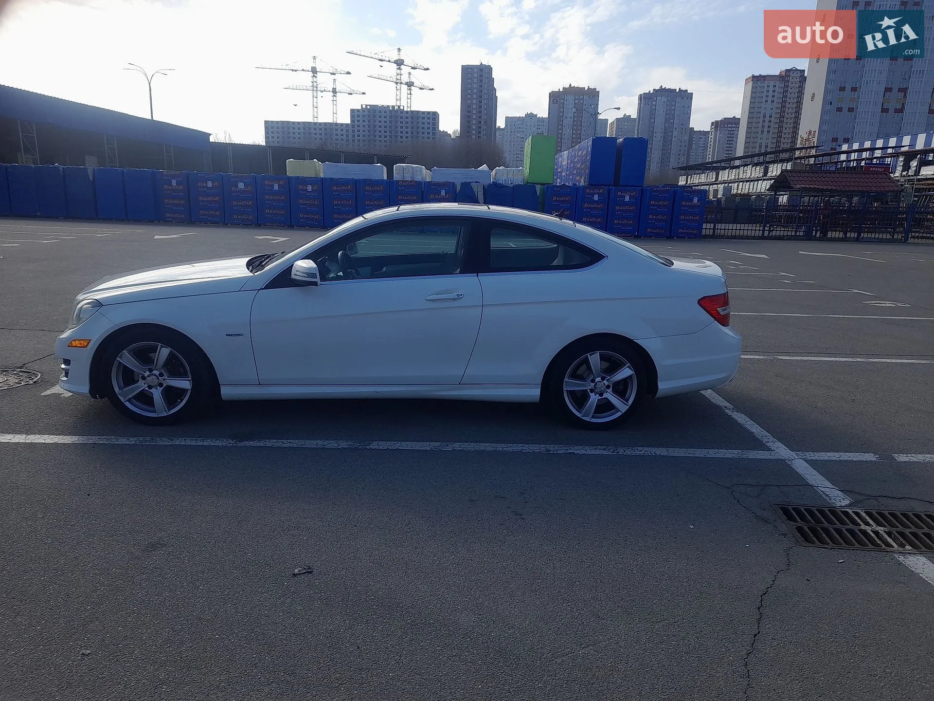 Mercedes-Benz C-Class 2011 VIN WDDGJ4HB2CF743162 фото оголошення 11 з 29