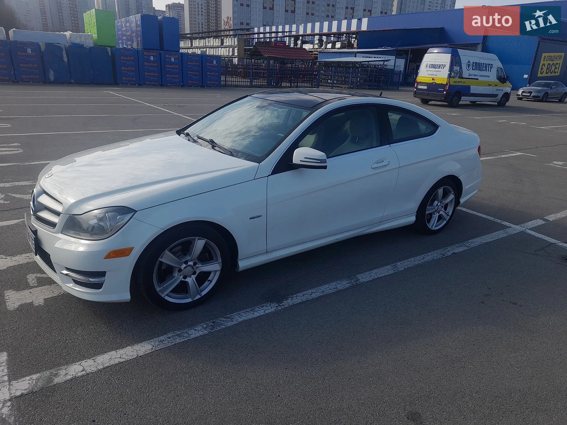 Mercedes-Benz C-Class 2011 VIN WDDGJ4HB2CF743162 фото оголошення 16 з 29