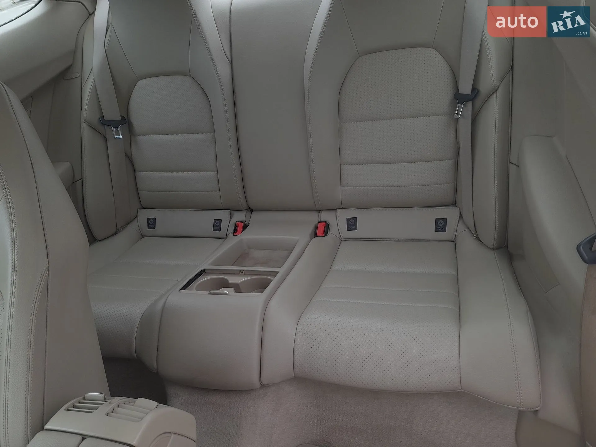 Mercedes-Benz C-Class 2011 VIN WDDGJ4HB2CF743162 фото оголошення 24 з 29