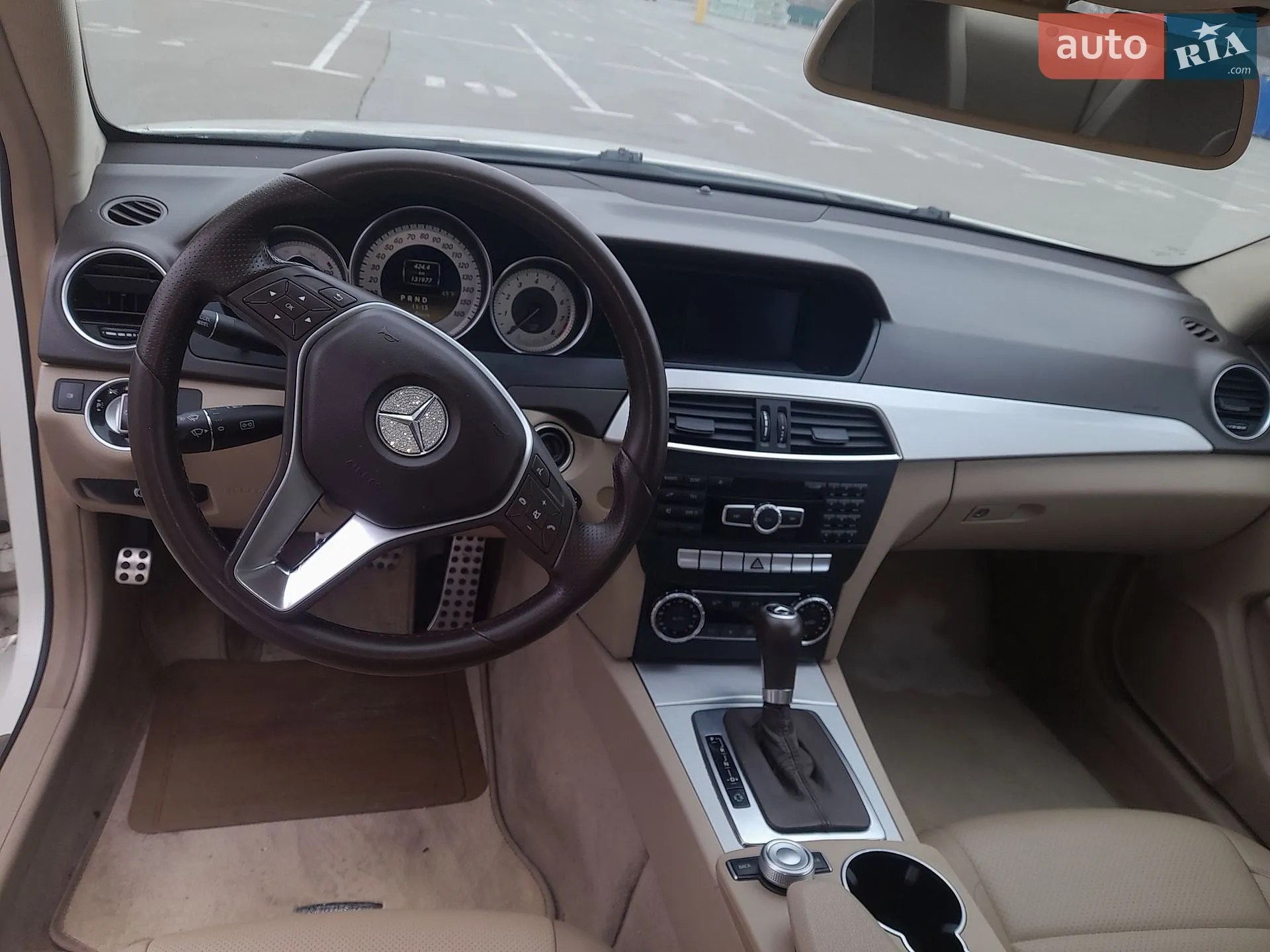 Mercedes-Benz C-Class 2011 VIN WDDGJ4HB2CF743162 фото оголошення 25 з 29