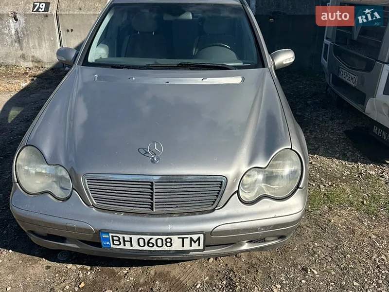Mercedes-Benz C-Class 2003