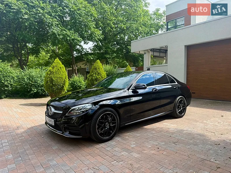 Mercedes-Benz C-Class 2019