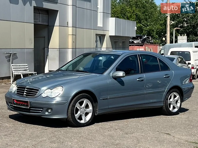 Mercedes-Benz C-Class