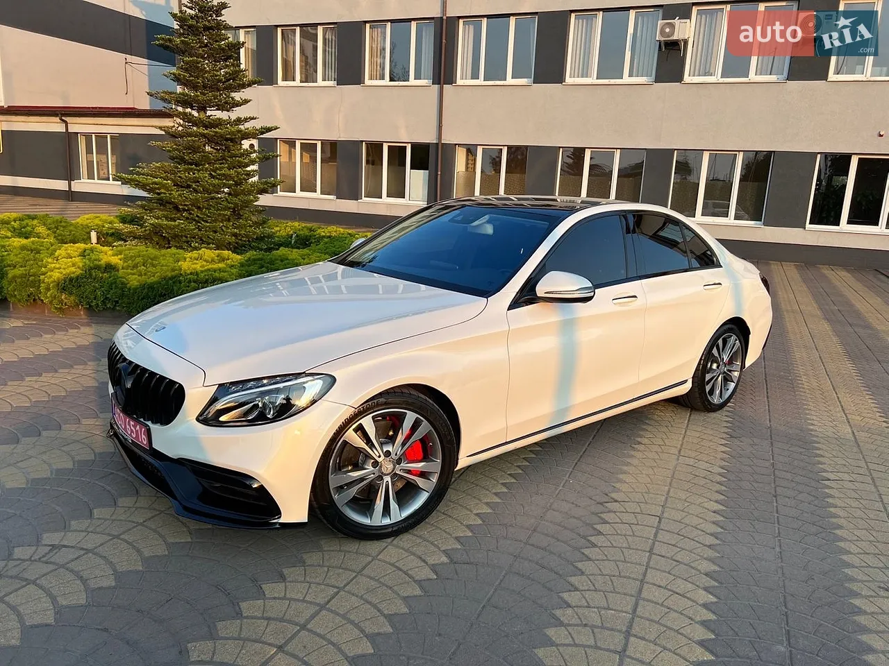 2016 Mercedes-Benz C-klasse - мініатюра 2