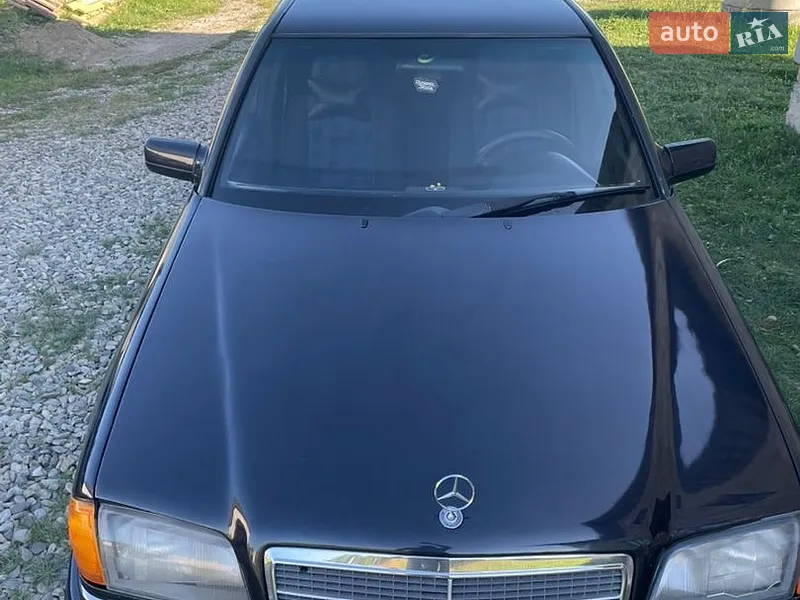 Mercedes-Benz C-Class 1995