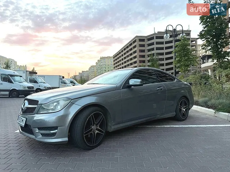 Mercedes-Benz C-Class