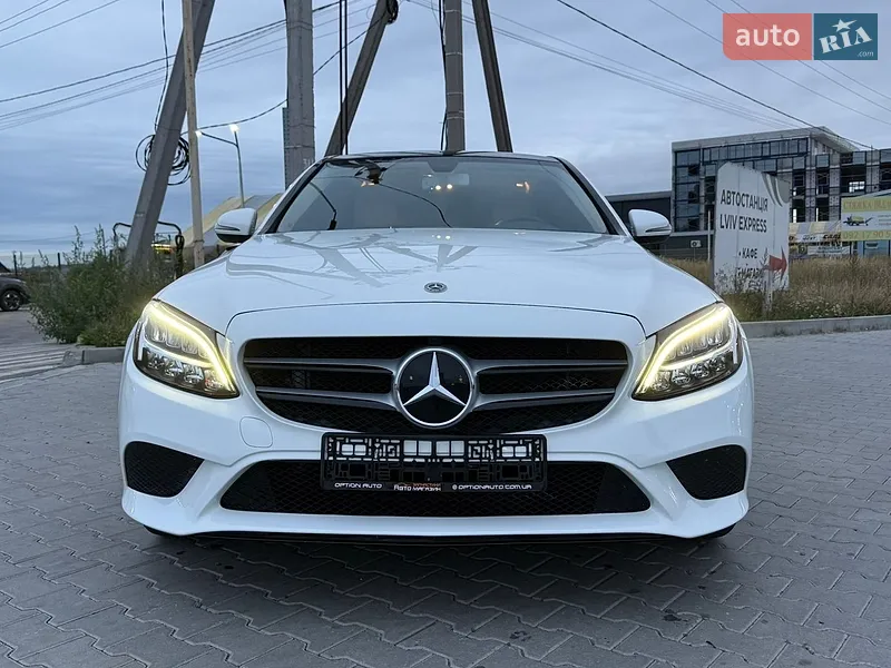 Mercedes-Benz C-Class 2019