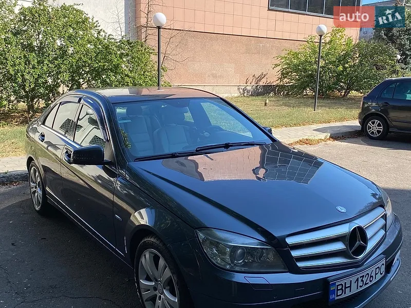 Mercedes-Benz C-Class