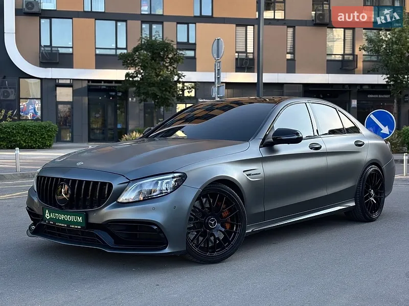 Mercedes-Benz C-Class 2020