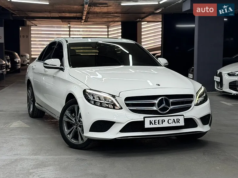 Mercedes-Benz C-Class
