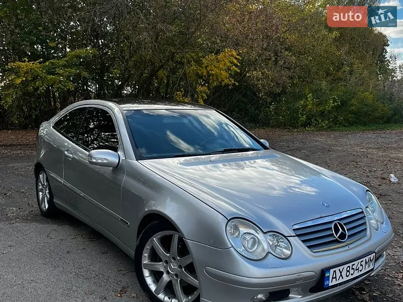 Mercedes-Benz C-Class 2004