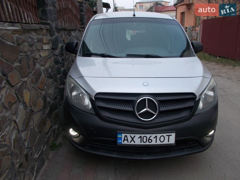 Грузопассажирский фургон Mercedes-Benz Citan