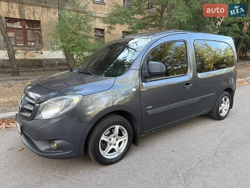 Mercedes-Benz Citan 2012