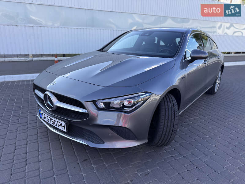 Універсал Mercedes-Benz CLA-Class
