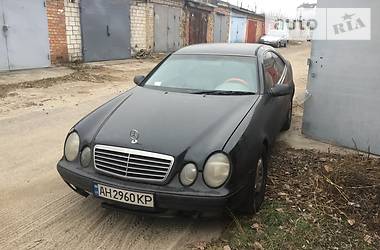 Mercedes-Benz CLK-Class  2000