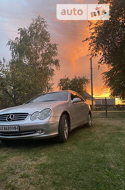 Mercedes-Benz CLK-Class  2003