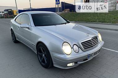 Mercedes-Benz CLK-Class Avantgarde 2001