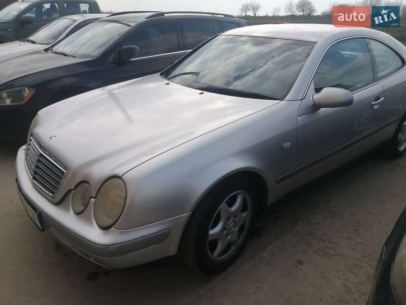 Mercedes-Benz CLK-Class