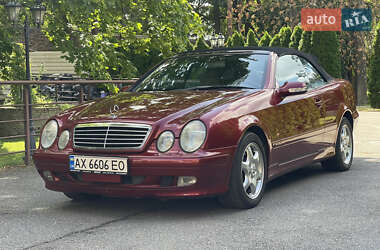 Mercedes-Benz CLK-Class  2002