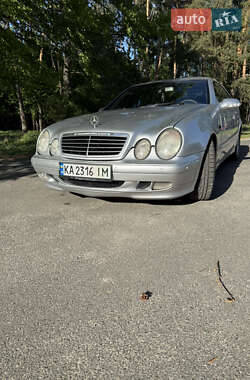Mercedes-Benz CLK-Class  2000