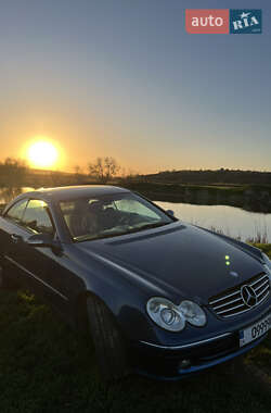 Mercedes-Benz CLK-Class  2002