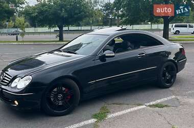 Mercedes-Benz CLK-Class 2004
