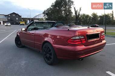 Mercedes-Benz CLK-Class  2001