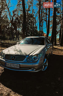 Mercedes-Benz CLK-Class  2004