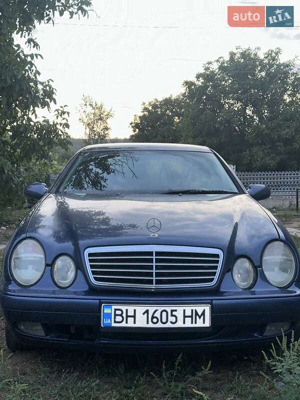 Mercedes-Benz CLK-Class