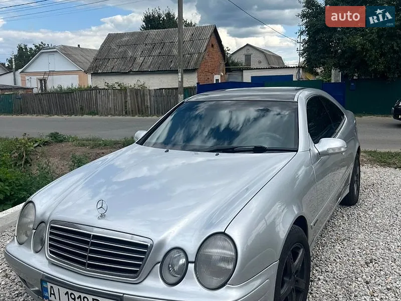 Mercedes-Benz CLK-Class 2000