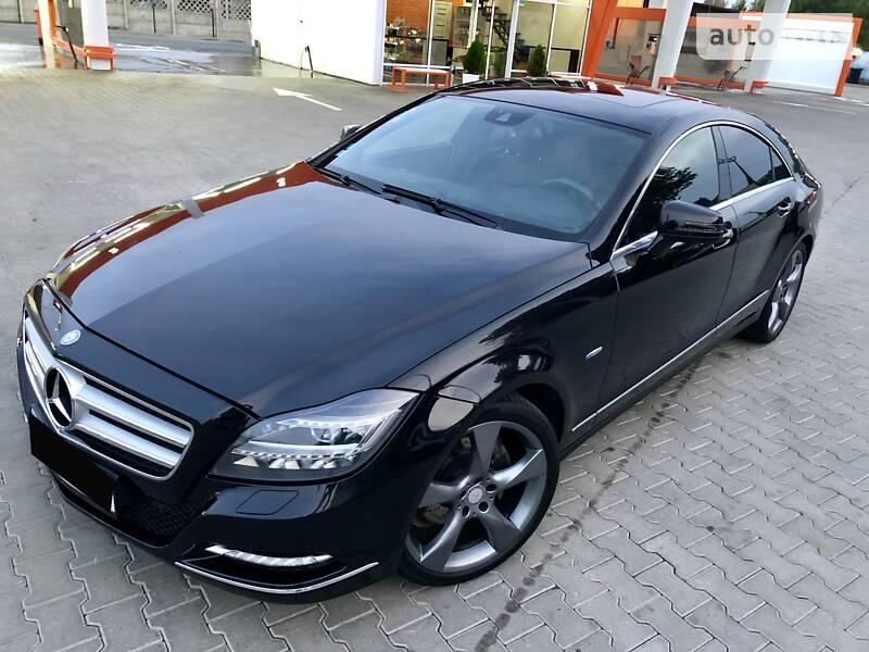 Седан Mercedes-Benz CLS-Class