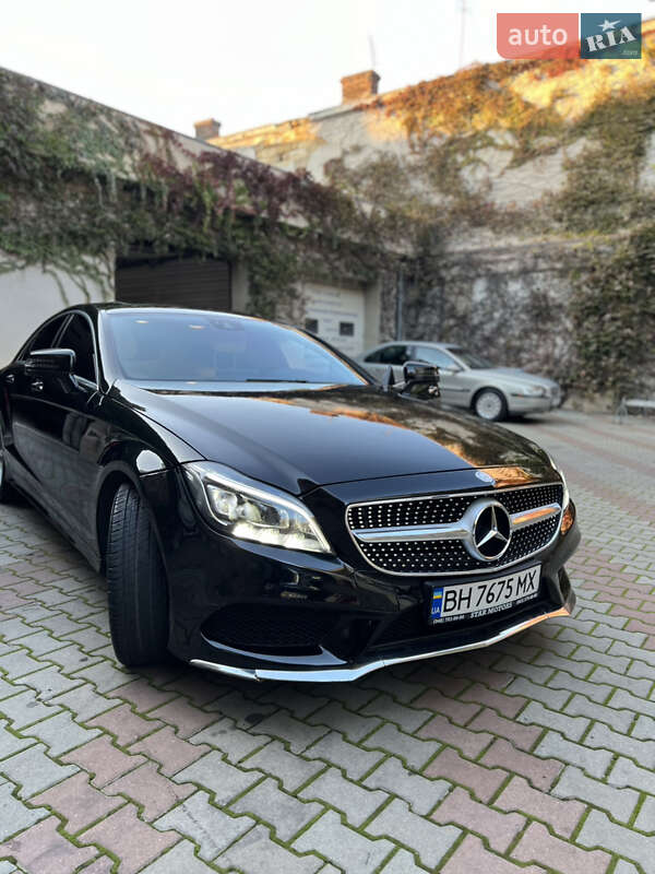 Седан Mercedes-Benz CLS-Class