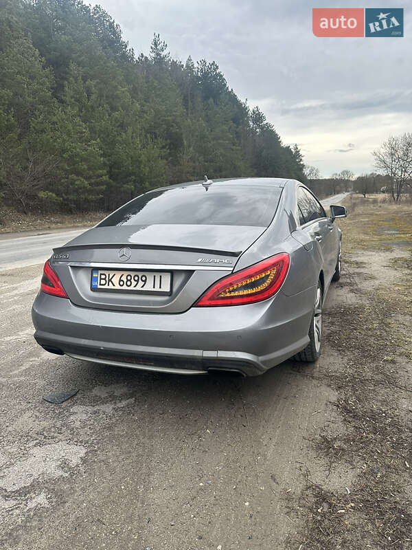 Седан Mercedes-Benz CLS-Class
