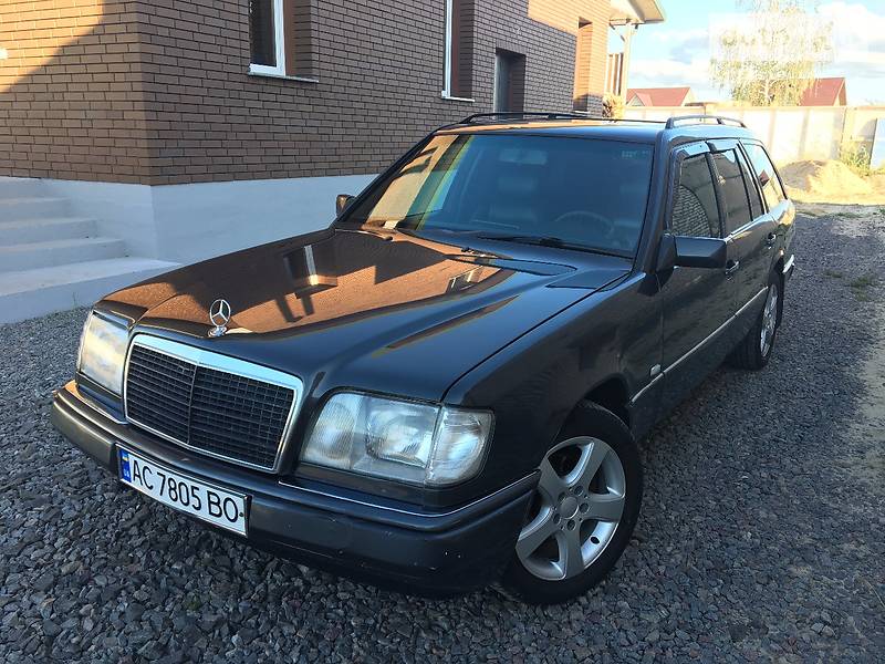 Mercedes-Benz E 1995 года