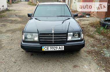 Mercedes-Benz E-Class  1992