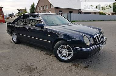 Mercedes-Benz E-Class  1997