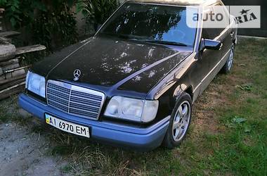 Mercedes-Benz E-Class  1994