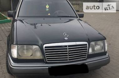 Mercedes-Benz E-Class  1994