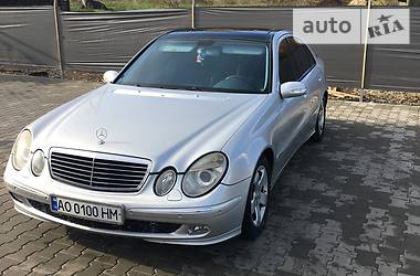 Mercedes-Benz E-Class  2002